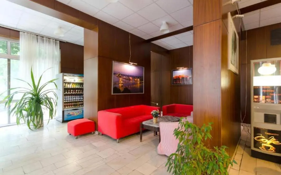 בודפשט Hermina Apartmanok Westend 0*,