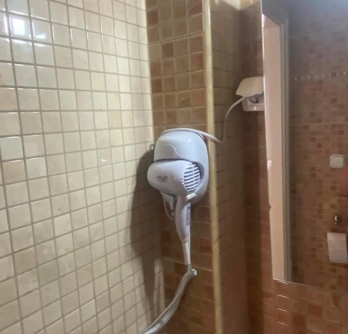 בודפשט Hermina Apartmanok Westend הונגריה